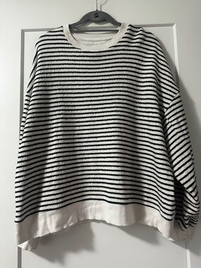 AE Oversized Striped Sweatshirt Size L